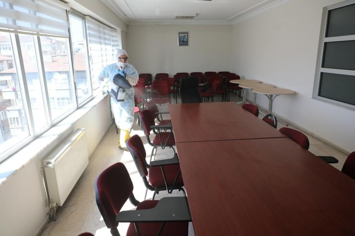 Kocasinan&rsquo;da t&uuml;m partilerin binaları dezenfekte edildi