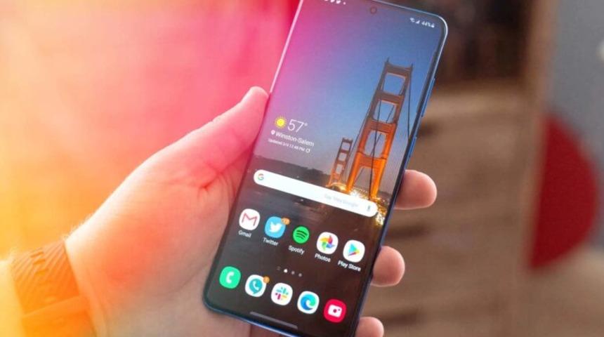 Samsung, telefonlarında 3. parti Launcher’lar tam verimli çalışacak