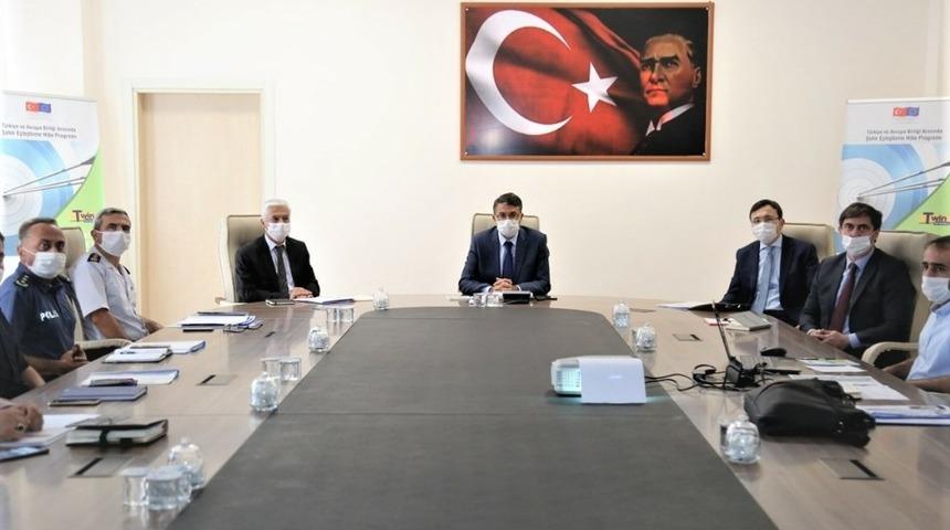 İzolasyona sıkı takip