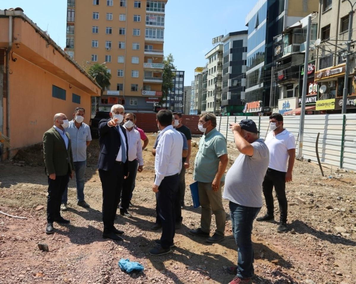 G&uuml;ndoğdu Pişmaniyeciler Meydanında &ccedil;alışmaları inceledi