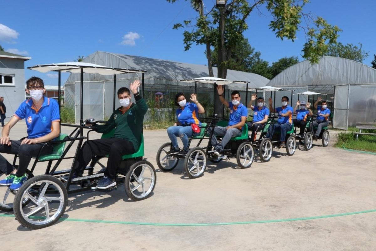 &Ouml;zel &ouml;ğrencilerin pedal kardeşliği