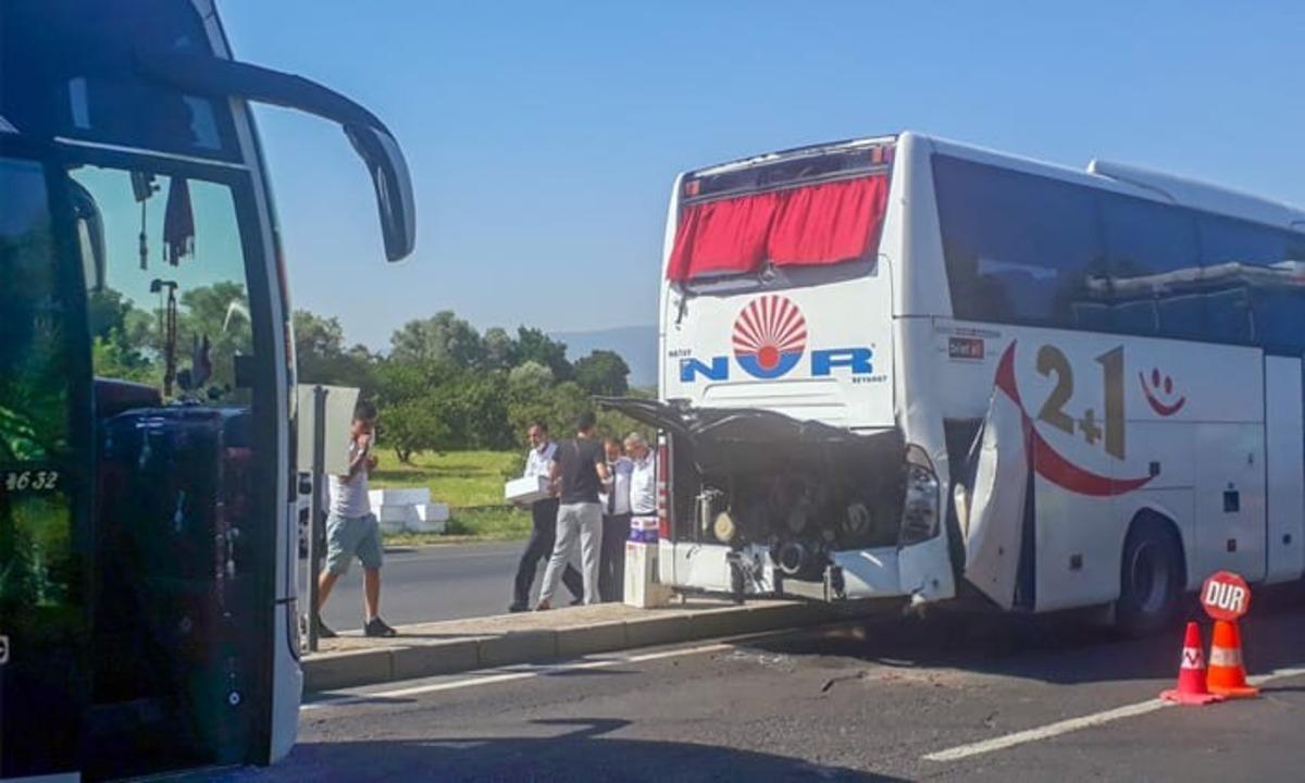 Aydın&rsquo;da otob&uuml;sler birbirine girdi, facianın eşiğinden d&ouml;n&uuml;ld&uuml;
