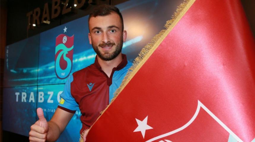  Trabzonspor'da Nemanja Andusic ile yollar ayrıldı