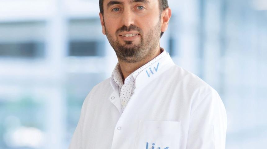 Dr. G&uuml;l: &ldquo;G&uuml;neş g&ouml;zl&uuml;ğ&uuml; kullanımının g&ouml;z kuruluğunu azaltıcı etkisi var&rdquo;