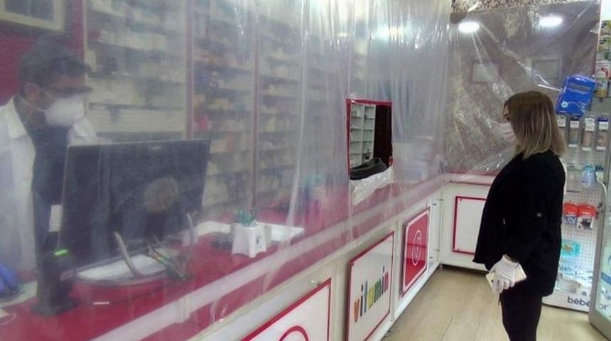 Raporlu ila&ccedil;larda yaş sınırı kalktı, rapor s&uuml;releri uzatıldı