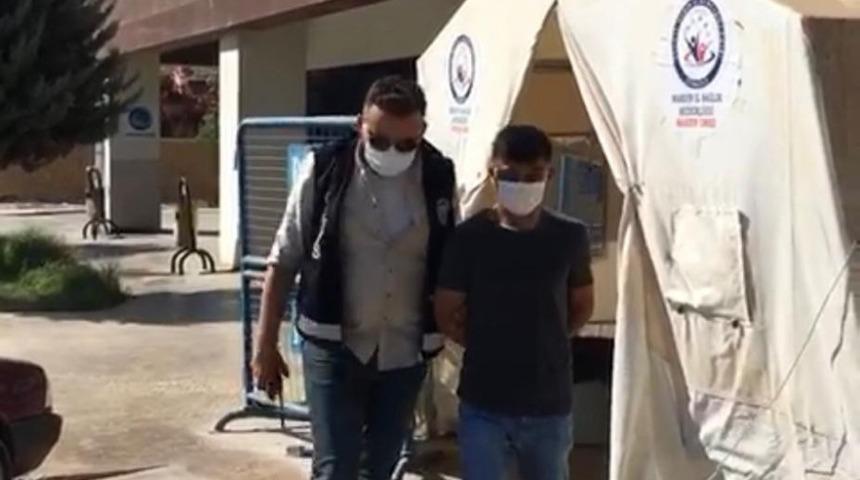 19 yıl 11 ay hapis cezası olan şahıs saklandığı saman balyaları arkasında yakalandı