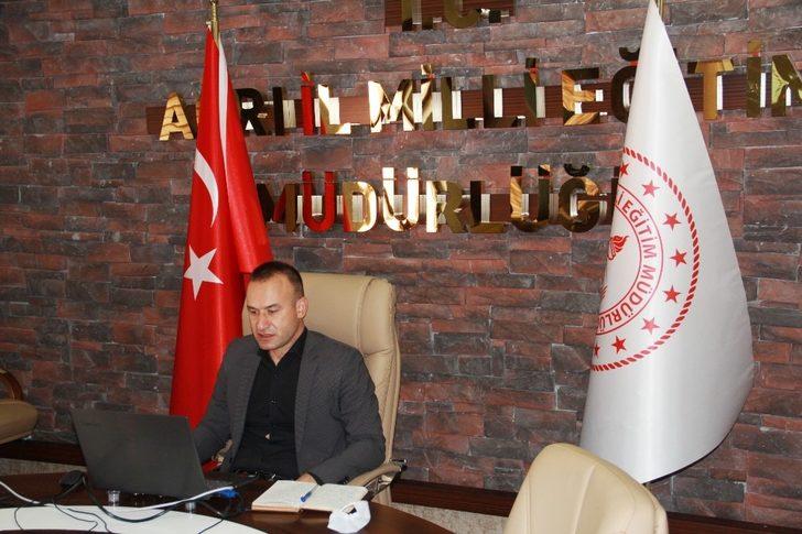 Ağrı’da  “Okul Müdürleri” Toplantısı G2