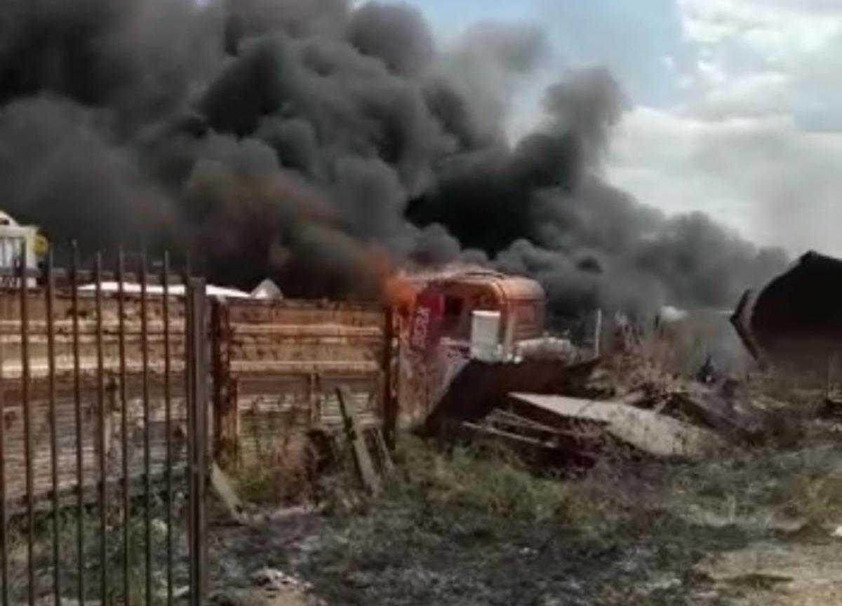 Hurdalıkta &ccedil;ıkan yangın korkuttu