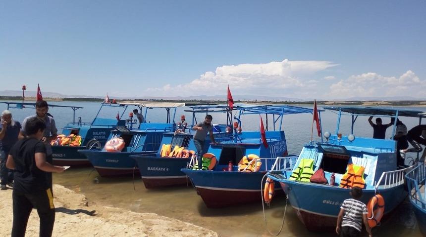 B&uuml;y&uuml;kşehir tekne ruhsatlarını titizlikle s&uuml;rd&uuml;r&uuml;yor