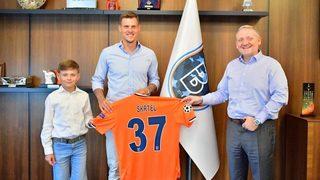 Başakşehir Martin Skrtel ile 1 yıllık sözleşme imzaladı