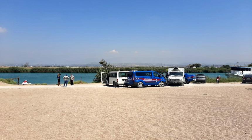 Balık tutmaya gittiği ırmak kenarında ölü bulundu