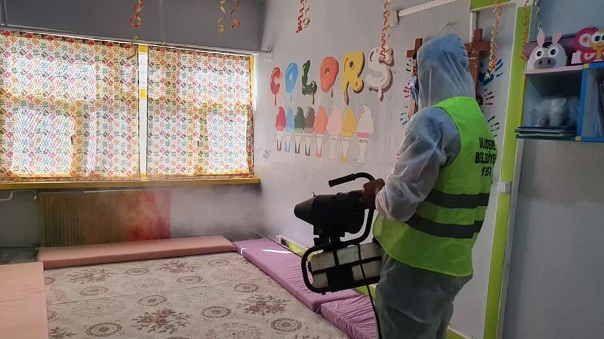 Uludere&rsquo;de okullar dezenfekte ediliyor