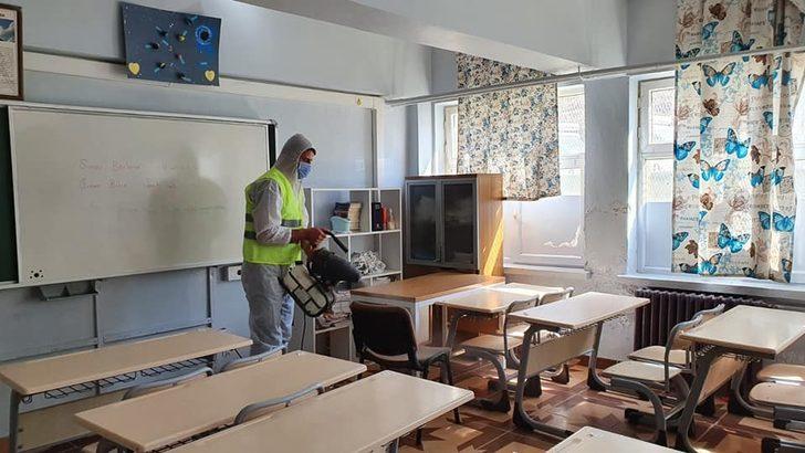 Uludere’de okullar dezenfekte ediliyor G3