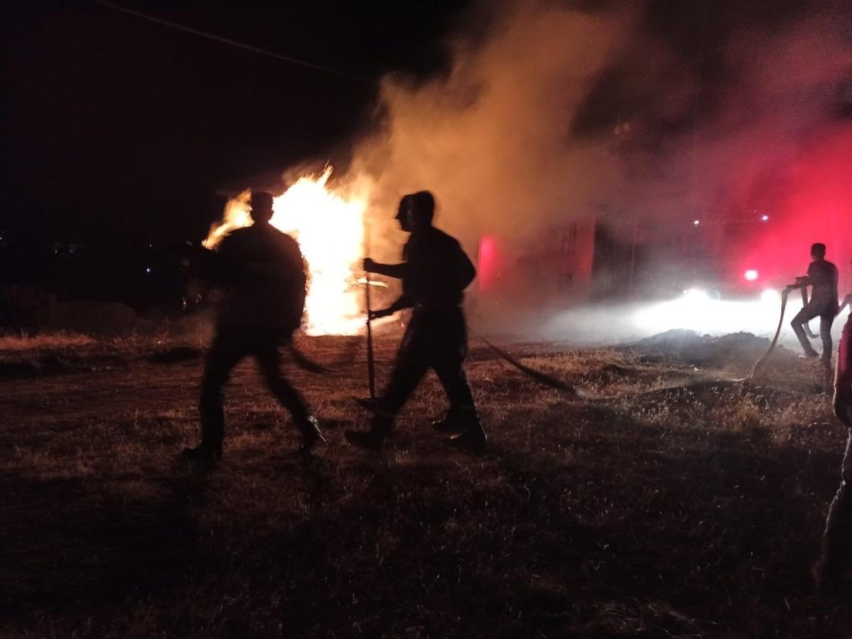 Y&uuml;ksekova&rsquo;da korkutan yangın