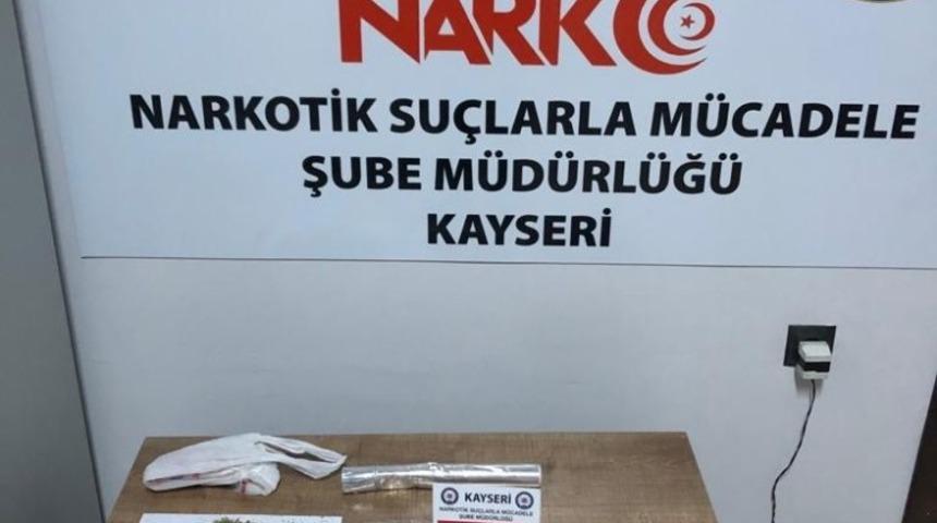 Kayseri&rsquo;de uyuşturucu operasyonu: 3 g&ouml;zaltı