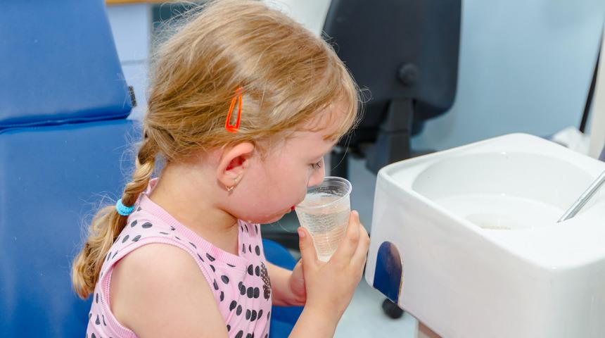 Avusturya'da okullarda Covid-19 taraması için gargara testi yapılacak
