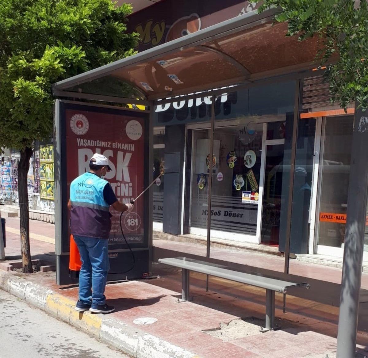 Van&rsquo;da t&uuml;m duraklar dezenfekte edildi