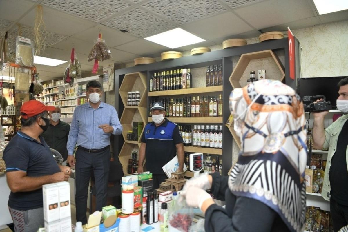 Kocaman, vatandaşlarla bir araya geldi