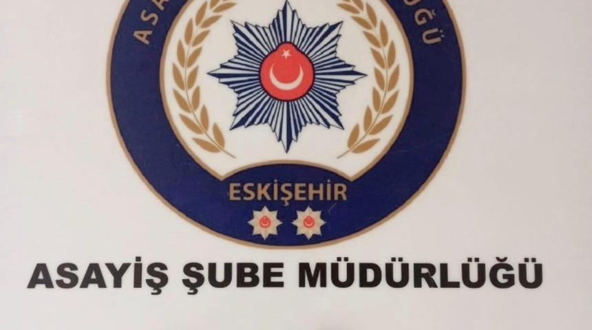 Ş&uuml;pheli şahıs &uuml;zerinde ruhsatsız tabanca &ccedil;ıktı