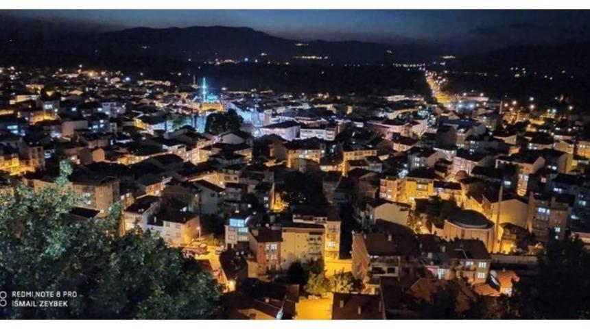 3.4 b&uuml;y&uuml;kl&uuml;ğ&uuml;ndeki deprem korkuttu