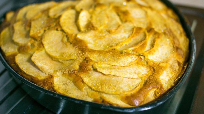 Elmalı kek tarifi: Pamuk gibi elmalı kek nasıl yapılır? 