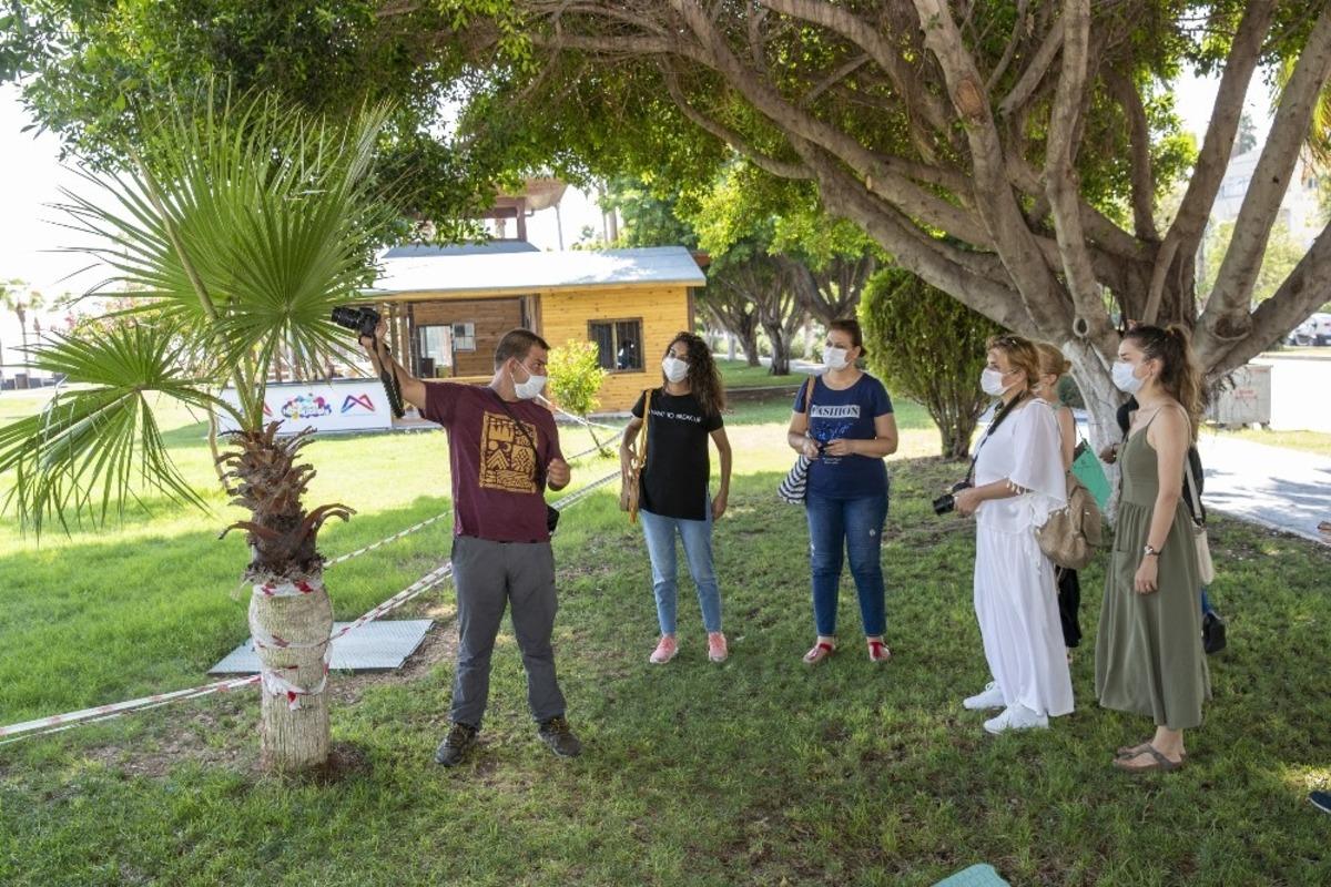 Mersin&rsquo;de kadın ve &ccedil;ocuklara y&ouml;nelik &rsquo;Fotoğraf At&ouml;lyesi&rsquo; devam ediyor