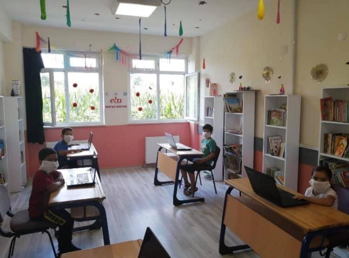 Bah&ccedil;ek&ouml;y İlkokulu&rsquo;nda EBA destek noktası kuruldu