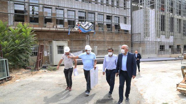 Genel Sekreter Gündoğdu, GEBZESEM’de incelemelerde bulundu