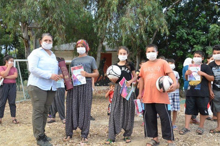 Başkan Seçer’den sporcu kızlara destek G3