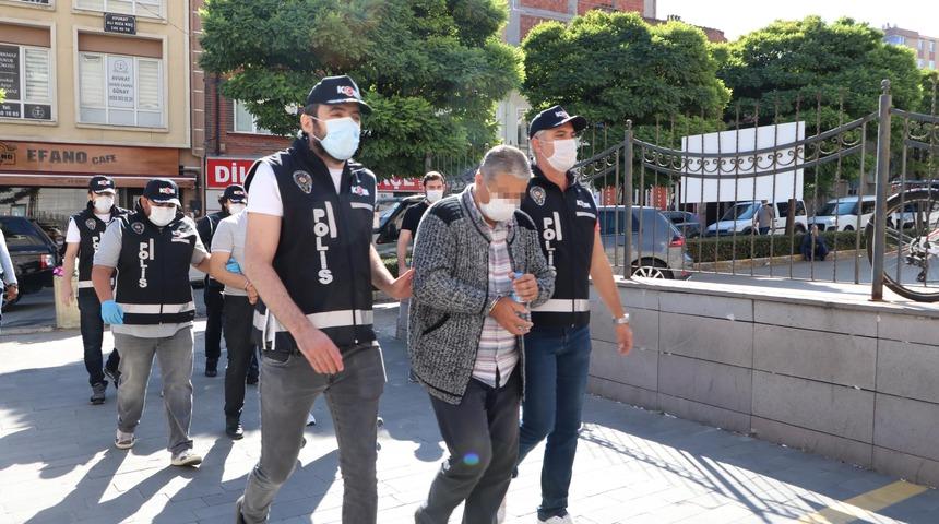 3 ilde &lsquo;usuls&uuml;z sağlık raporu&rsquo; operasyonu! 40 kişi g&ouml;zaltına alındı