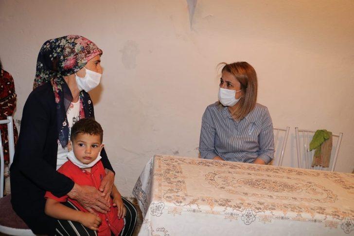 Vali Becel, aile ziyaretlerinde bulundu G3