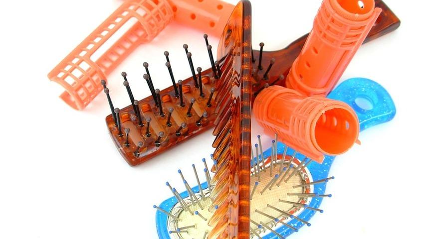 Sa&ccedil; fır&ccedil;aları tehlike sa&ccedil;ıyor! En doğru temizlik i&ccedil;in...