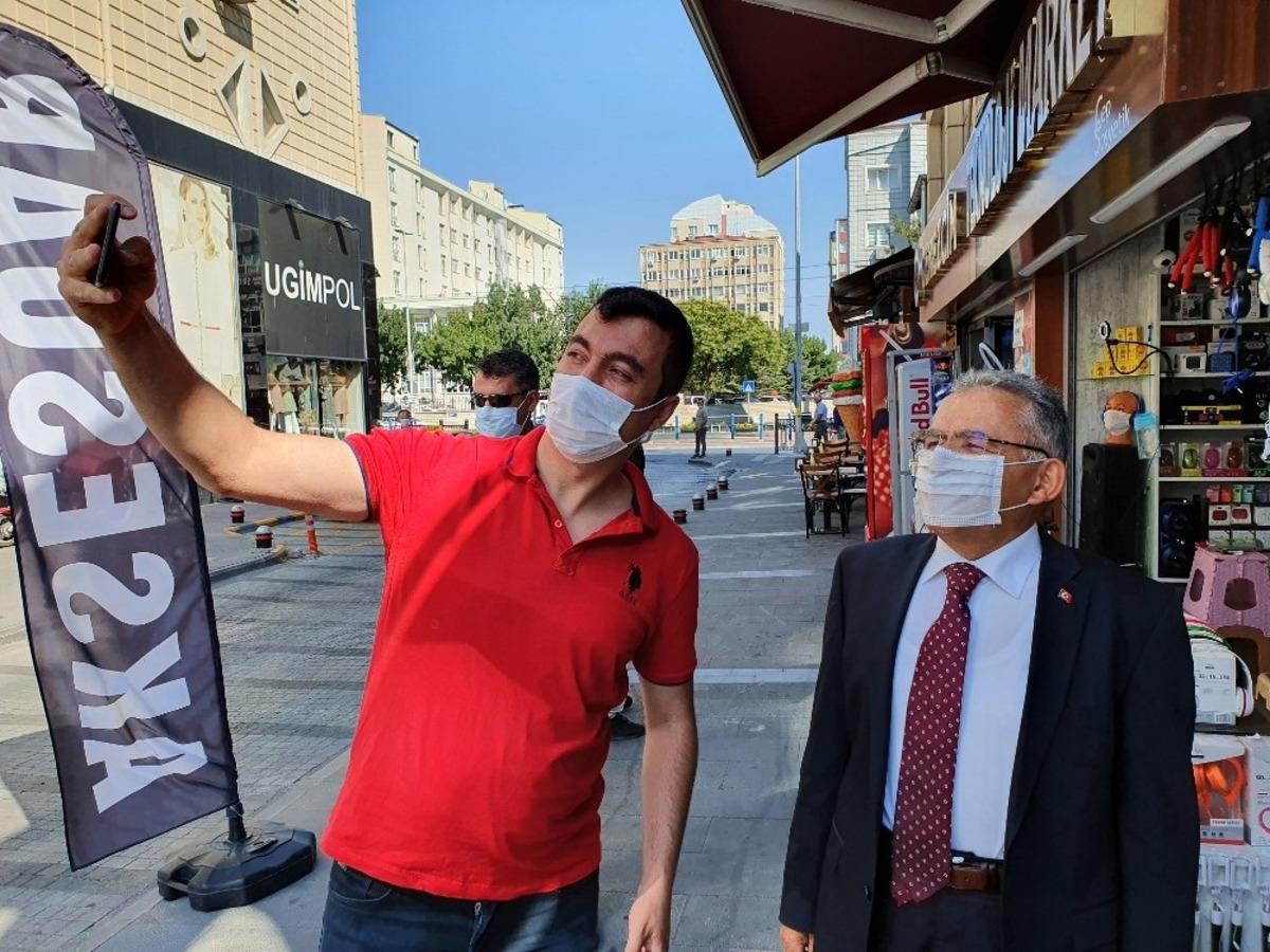 Başkan B&uuml;y&uuml;kkılı&ccedil;&rsquo;tan Hunat Mahallesi&rsquo;nde &rsquo;MMT&rsquo; hatırlatması