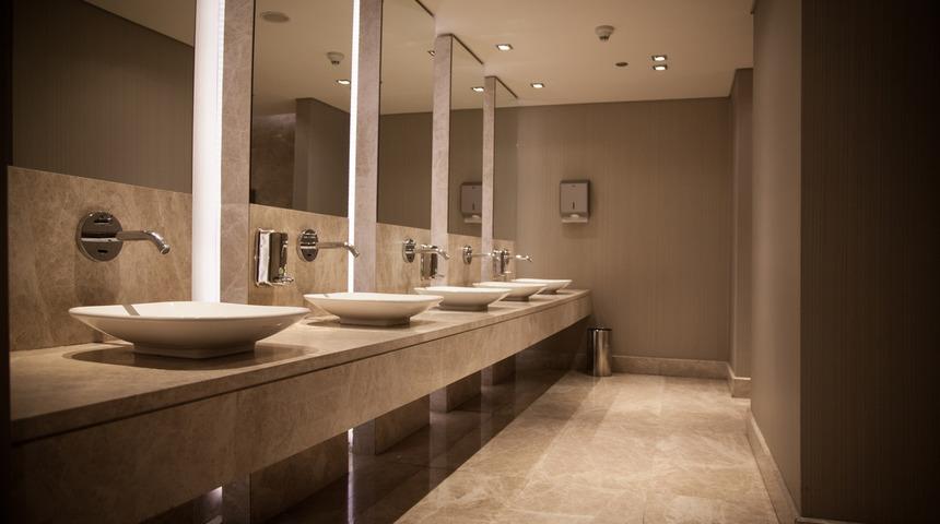 "Umumi tuvaletlerde maskenizi &ccedil;ıkarmayın&rdquo;