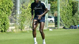 Konyasporlu futbolcu Miya: Ligde daha yukarılarda yer almak istiyoruz