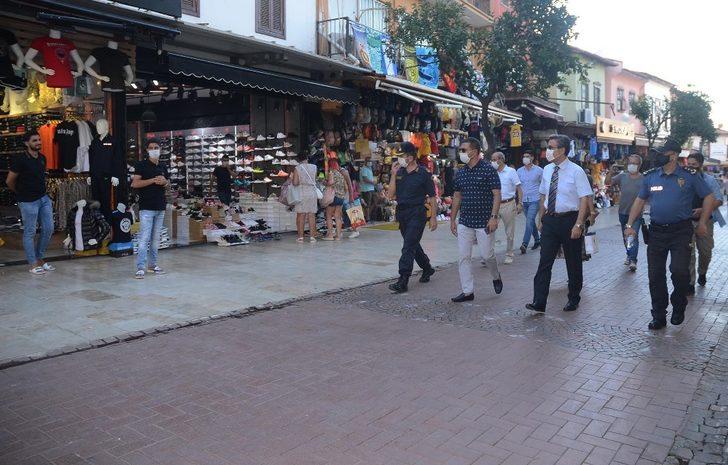 Kuşadası’nda korona virüs denetimleri aralıksız sürüyor G2