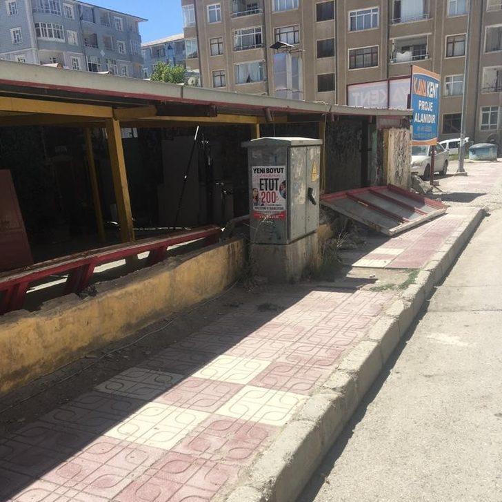 İpekyolu ilçesinde kaçak, ağır hasarlı yapılar ortadan kaldırılıyor G2