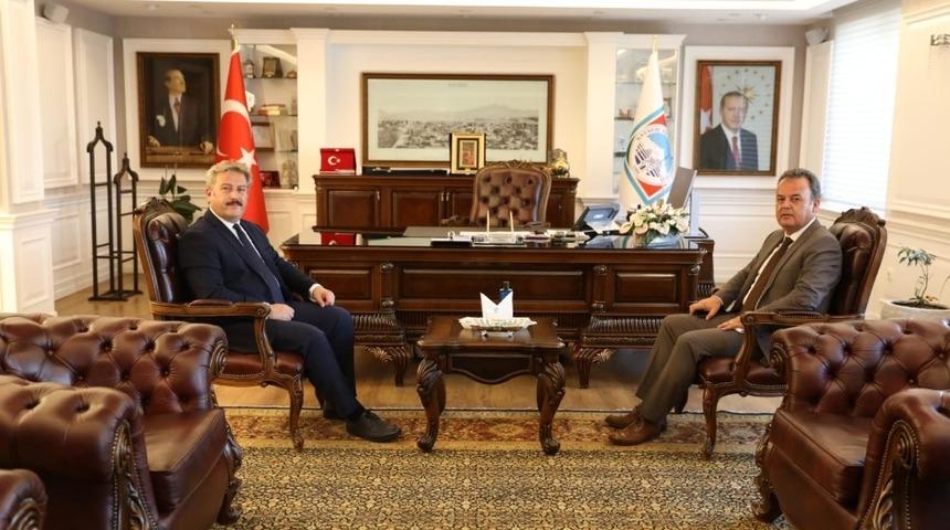 Melikgazi Kaymakamı B&uuml;lent Karacan&rsquo;ın nezaket ziyareti