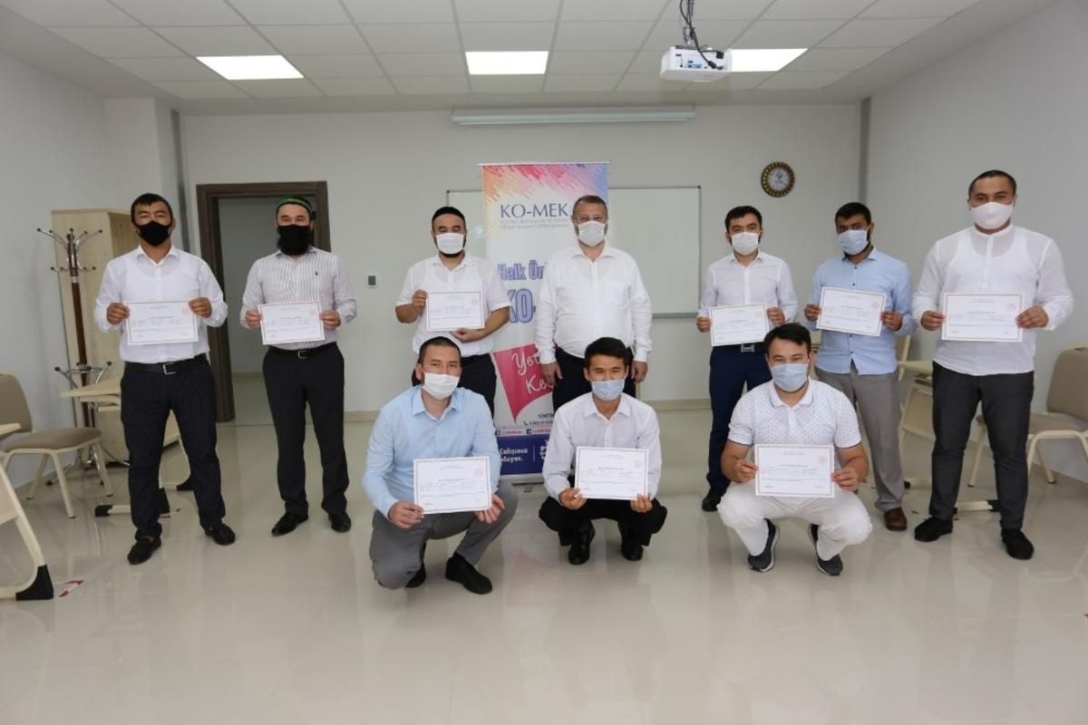 Yabancı &ouml;ğrenciler T&uuml;rk&ccedil;e&rsquo;yi KO-MEK&rsquo;te &ouml;ğrendi