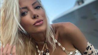 Gülşah Saraçoğlu derin sırt dekoltesiyle meydan okudu! ‘Arkamdan...’