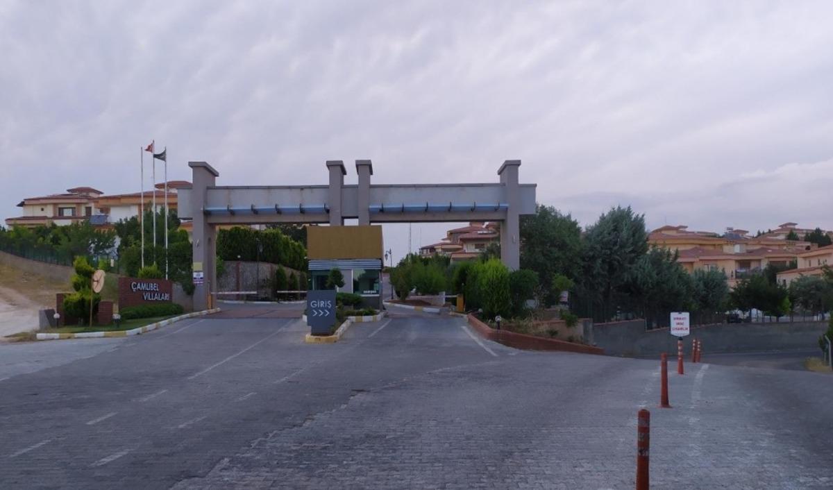 &Uuml;nl&uuml; iş adamının evinde ş&uuml;pheli &ouml;l&uuml;m