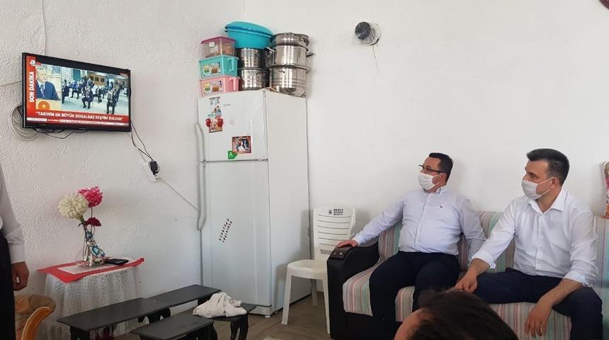 Başkan Kanar m&uuml;jdeyi vatandaşlarla birlikte &ouml;ğrendi