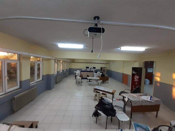 Okulda boyama çalışmaları yapıldı G2