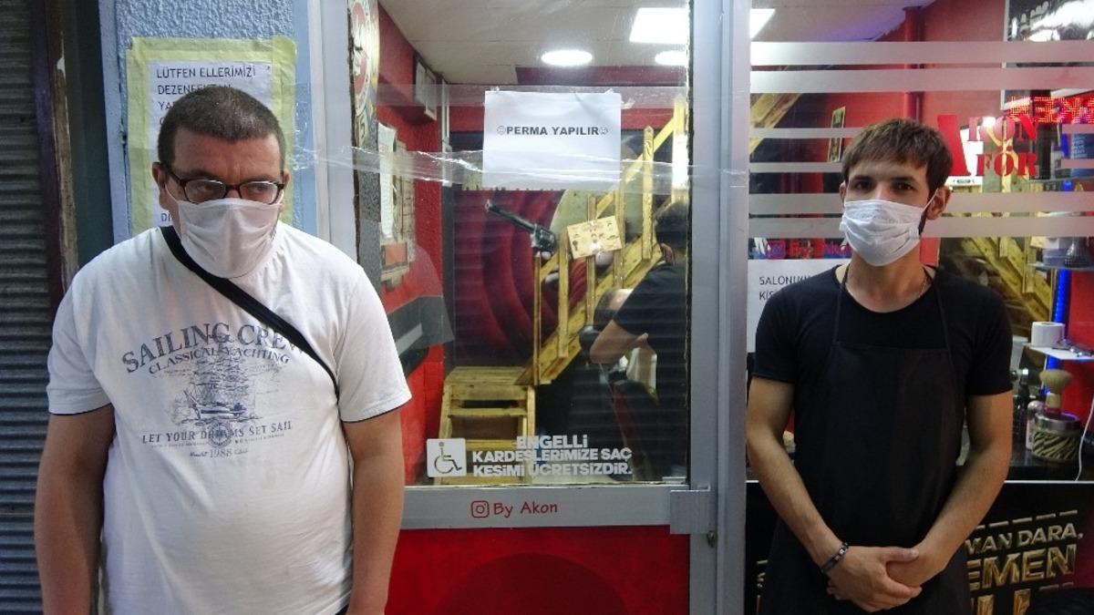 Uşaklı berberden engellilere &uuml;cretsiz tıraş
