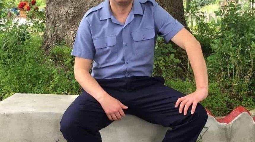 Lösemi hastası genç, ilik bekliyor