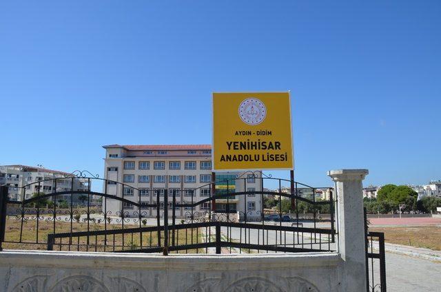 Didim İmam Hatip Ortaokulunun yerine Anadolu lisesi kuruldu