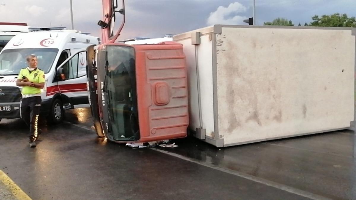 Erzincan&rsquo;da trafik kazası: 2 yaralı
