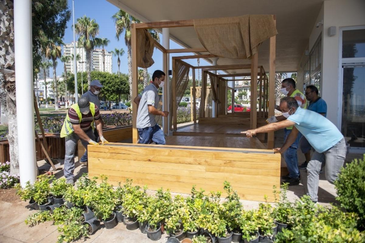 K&uuml;lt&uuml;r Park&rsquo;ta peyzaj d&uuml;zenlemesi