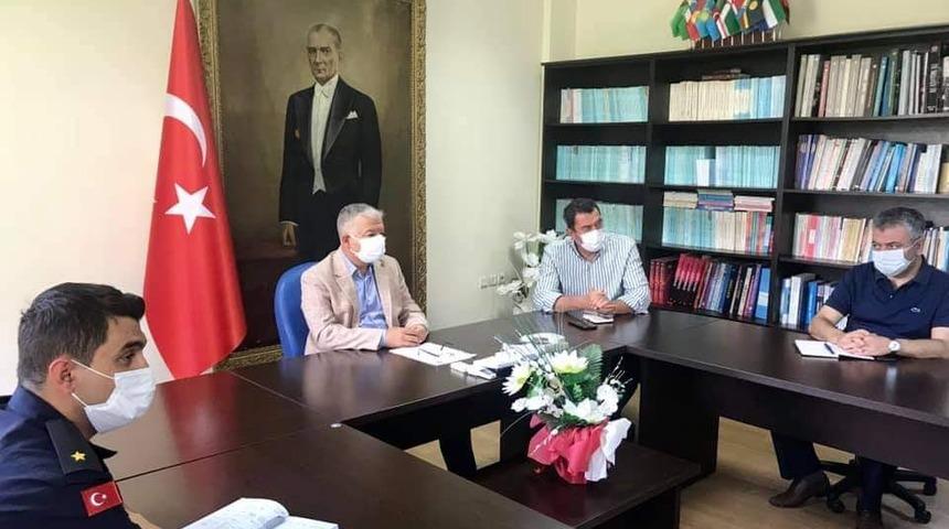 Develi&rsquo;de korona vir&uuml;s tedbir toplantısı yapıldı