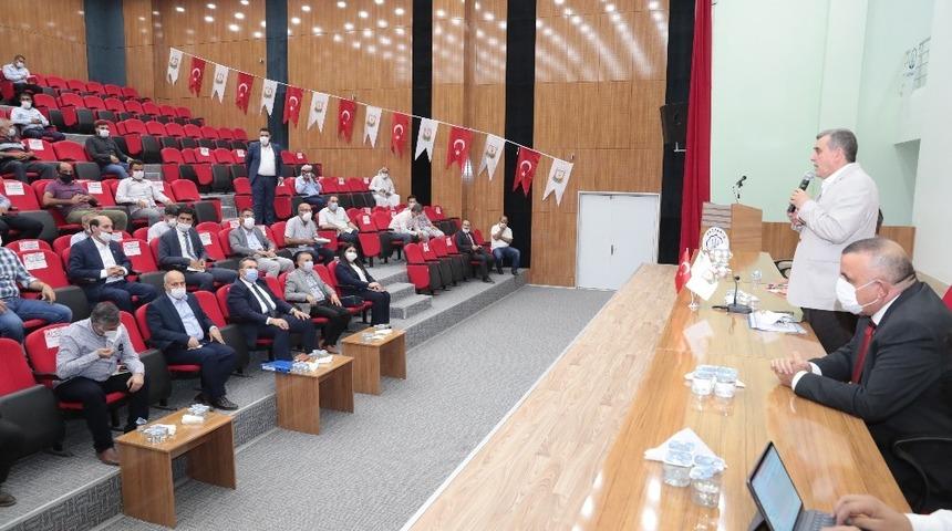 Beyazgül muhtarların talep ve önerilerini dinledi